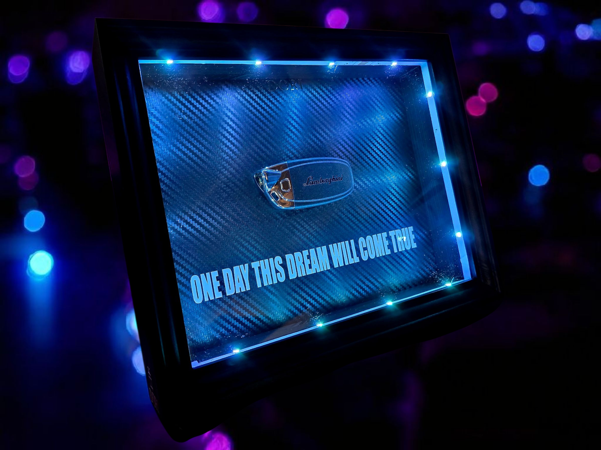 Lamborghini GLOW paveikslas su RGB LED apšvietimu – ONE DAY THIS DREAM WILL COME TRUE. – DORI